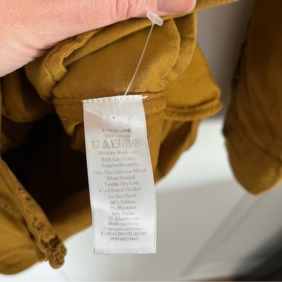 EVERLANE The Modern Utility Shirtdress - Picture 9 of 9